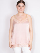 Satin top med blonde